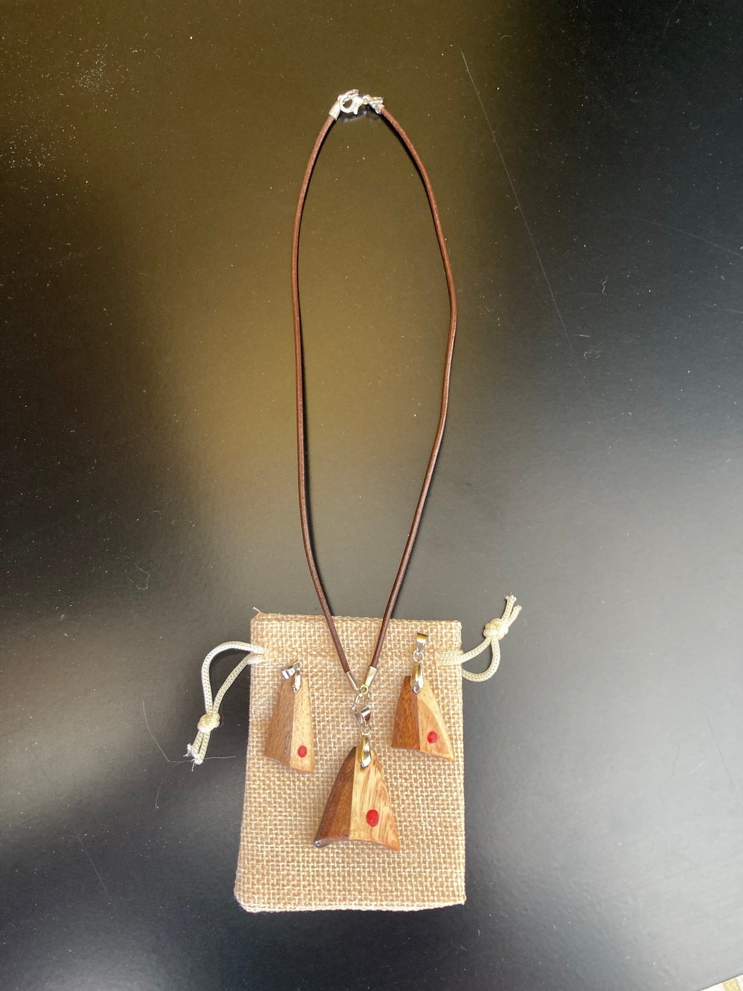 Jalousa Cuir Marron 2C